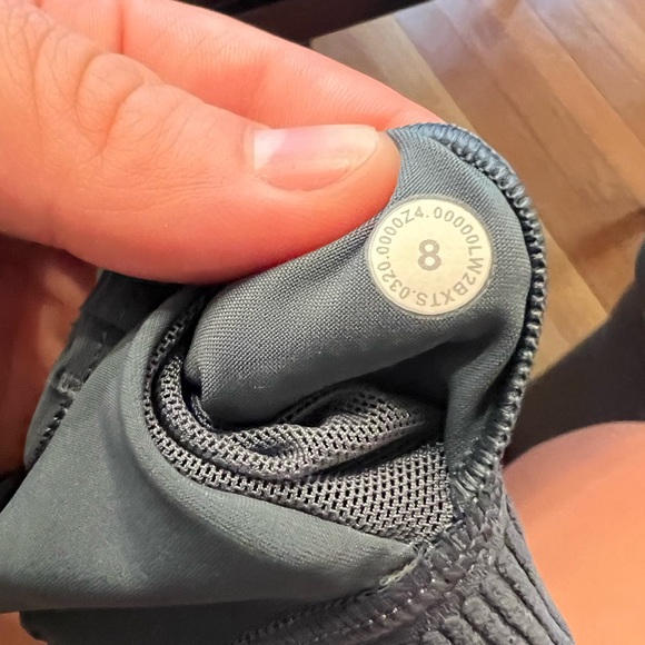 Lululemon unleash strength bra - Picture 5 of 5